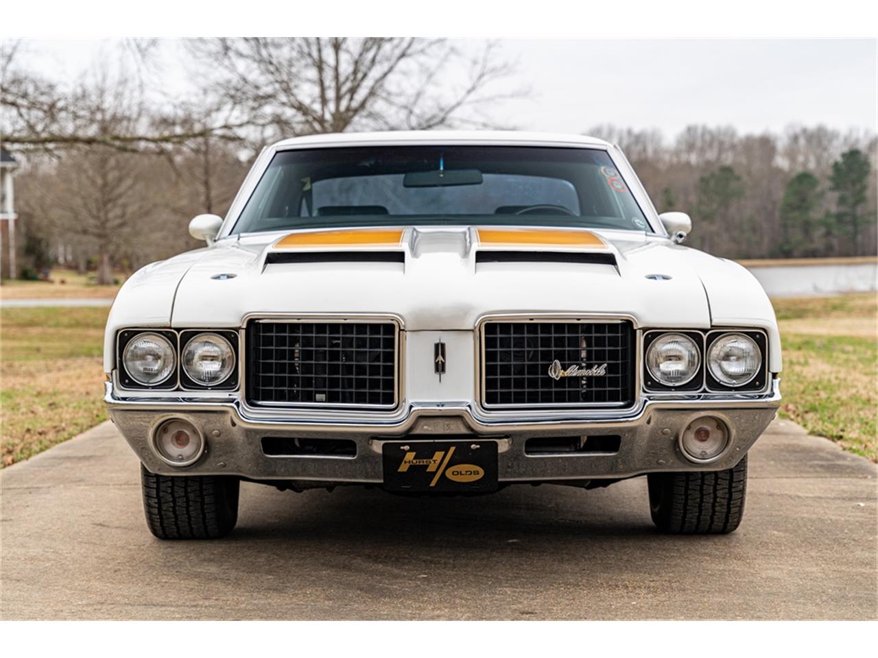 Oldsmobile-Hurst-1972-Cameo-White-Black-17