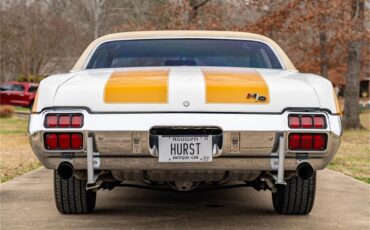Oldsmobile-Hurst-1972-Cameo-White-Black-18