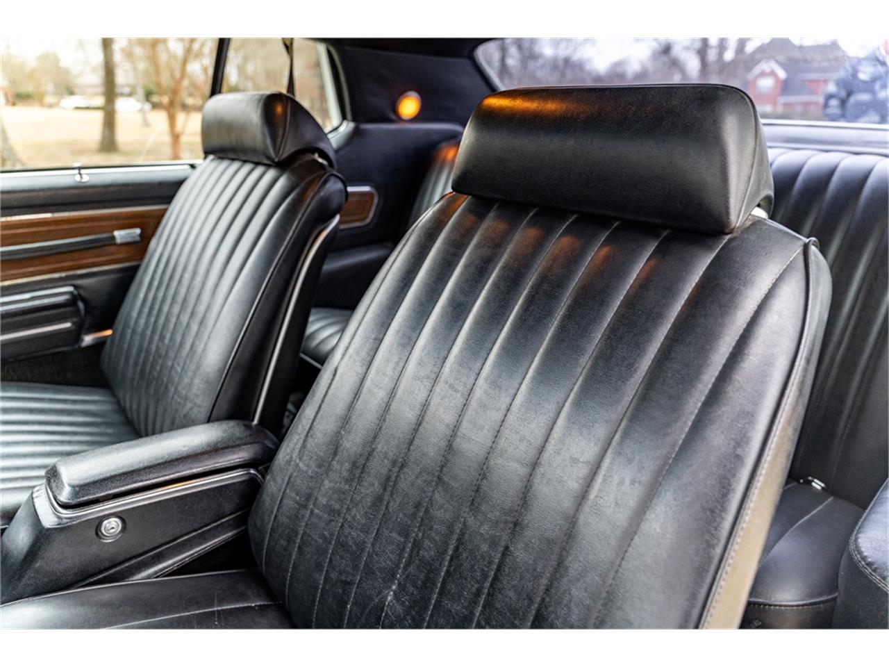 Oldsmobile-Hurst-1972-Cameo-White-Black-32