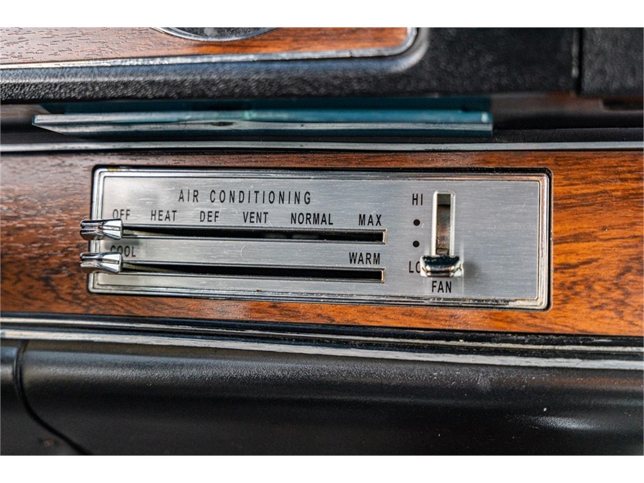 Oldsmobile-Hurst-1972-Cameo-White-Black-36