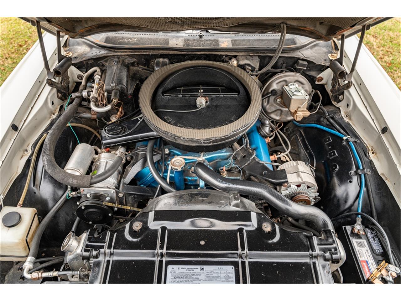 Oldsmobile-Hurst-1972-Cameo-White-Black-54