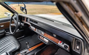 Oldsmobile-Hurst-1972-Cameo-White-Black-81
