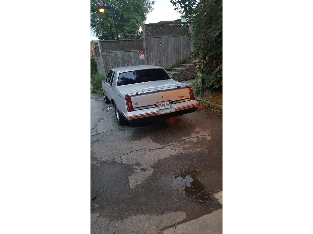 Oldsmobile-Hurst-1984-Silver-Red-10