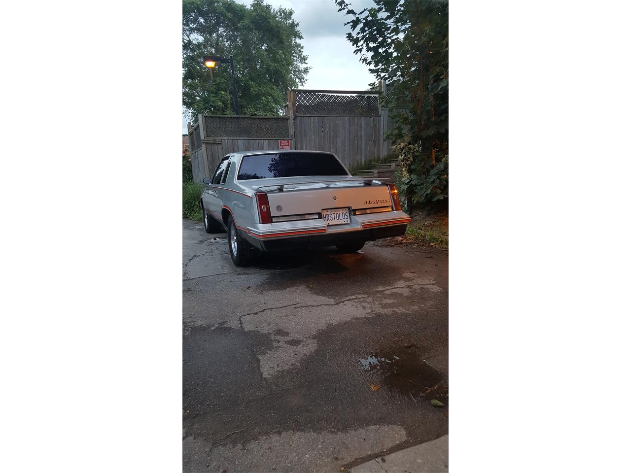 Oldsmobile-Hurst-1984-Silver-Red-11