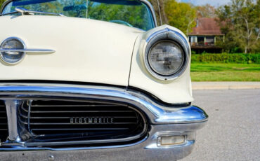 Oldsmobile-Ninety-Eight-1956-10