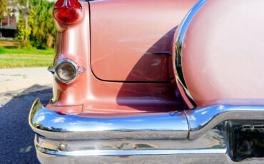 Oldsmobile-Ninety-Eight-1956-16