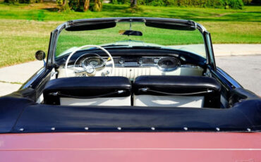 Oldsmobile-Ninety-Eight-1956-18
