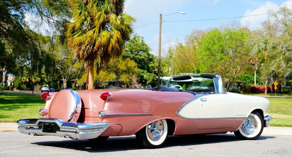 Oldsmobile-Ninety-Eight-1956-23