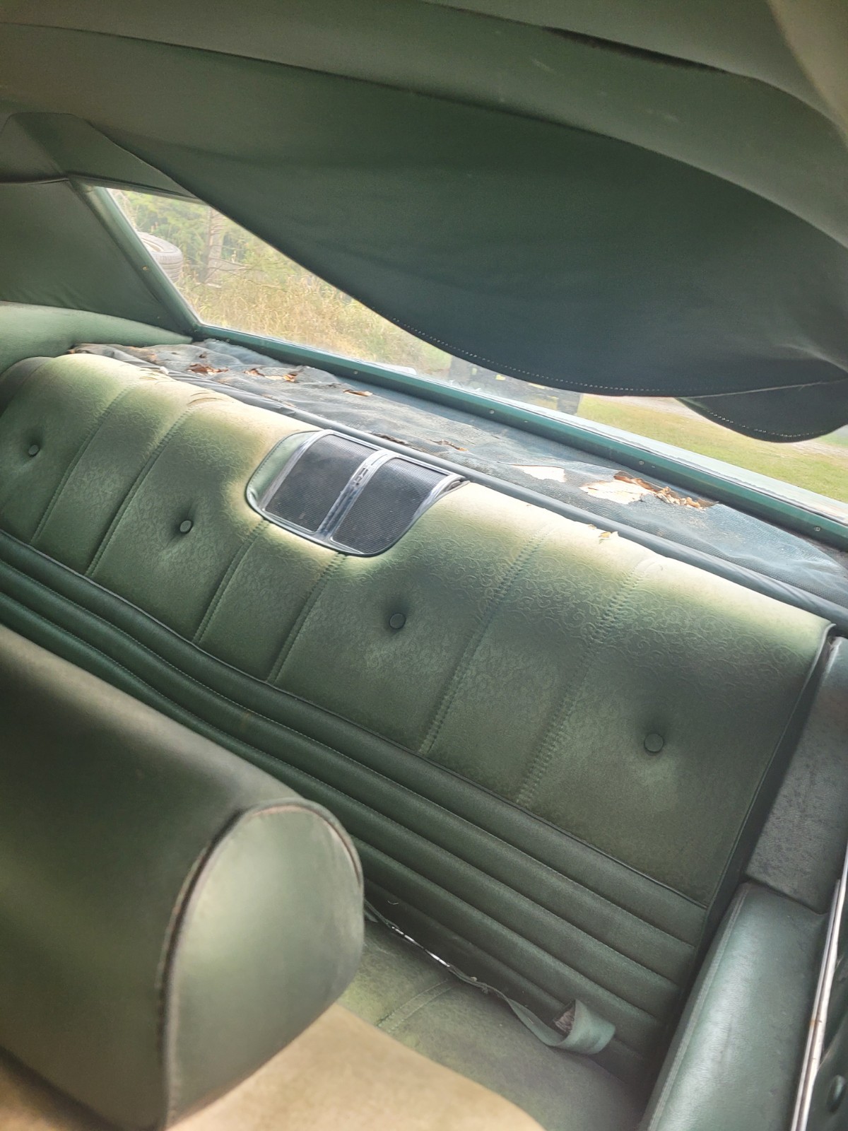 Oldsmobile-Ninety-Eight-1970-Coupe-6