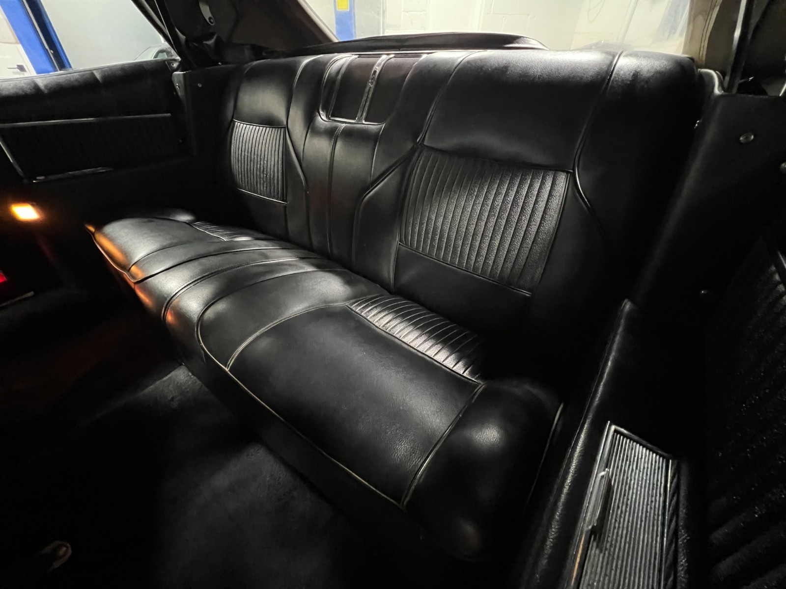 Oldsmobile-Ninety-Eight-98-1967-Convertible-27