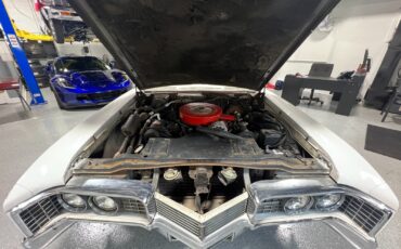 Oldsmobile-Ninety-Eight-98-1967-Convertible-38