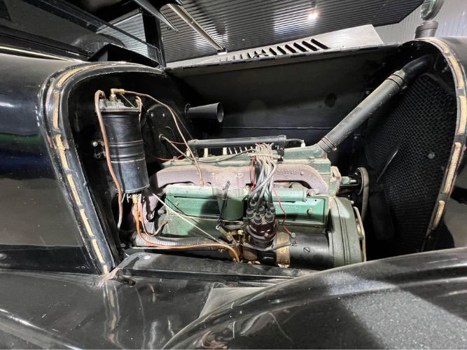 Oldsmobile-Other-1924-Black-12