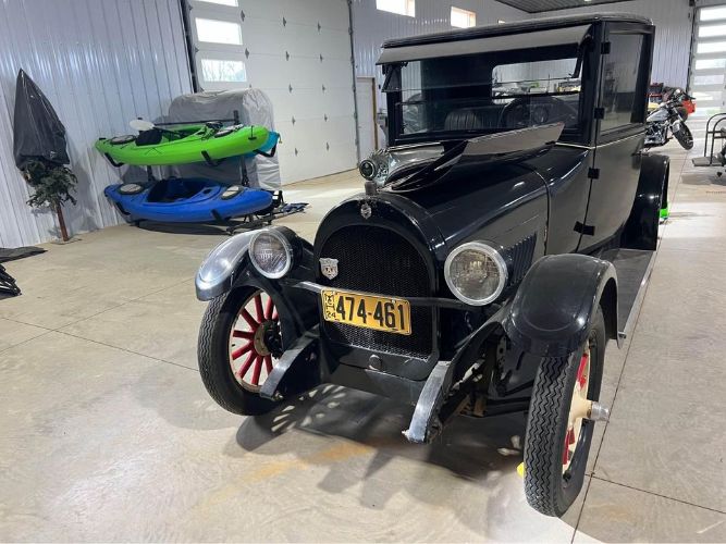 Oldsmobile-Other-1924-Black-14