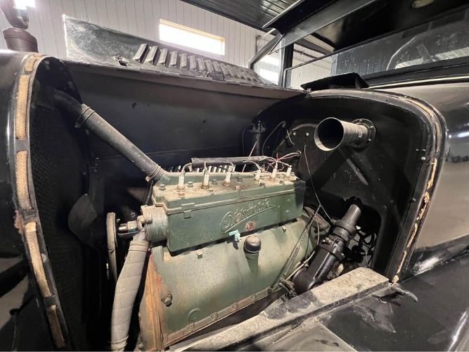 Oldsmobile-Other-1924-Black-17