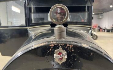 Oldsmobile-Other-1924-Black-5
