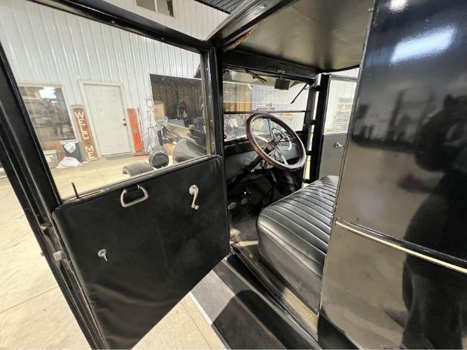 Oldsmobile-Other-1924-Black-7