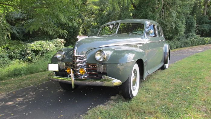 Oldsmobile-Other-1940-4