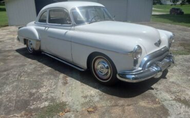 Oldsmobile-Other-1950-White-15