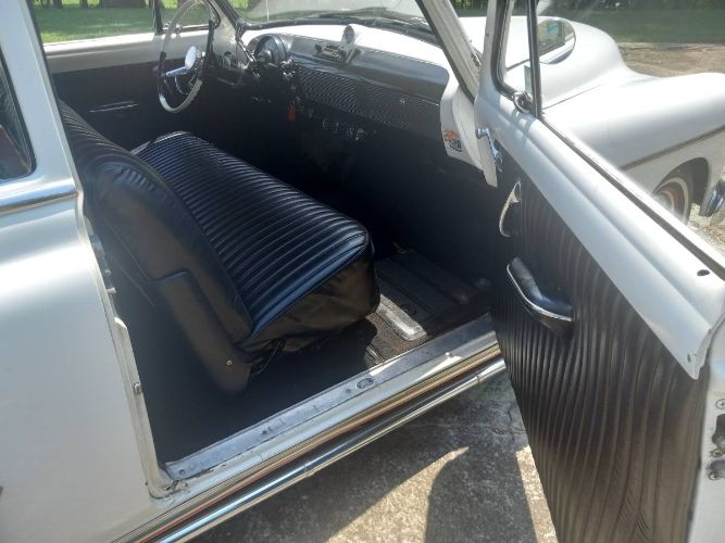 Oldsmobile-Other-1950-White-16