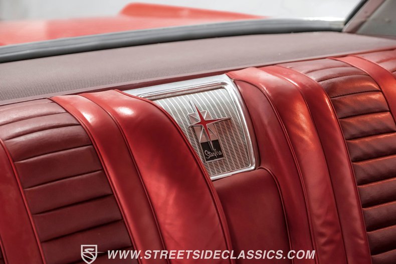 Oldsmobile-Starfire-1962-Chariot-Red-Red-13