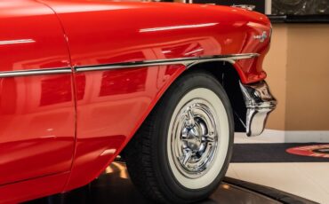 Oldsmobile-Super-88-1957-Red-ampamp-White-Red-48