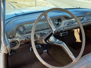 Oldsmobile-Super-88-1960-11