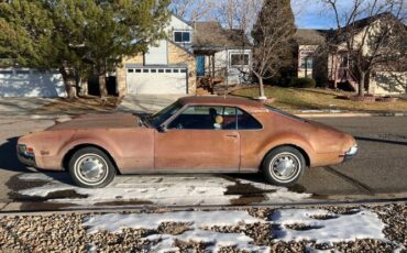 Oldsmobile-Toronado-1966-Red-8