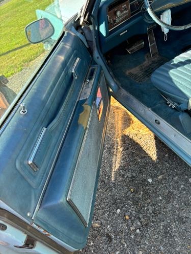 Oldsmobile-Toronado-1975-Blue-9