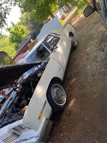 Oldsmobile-Toronado-1977-3