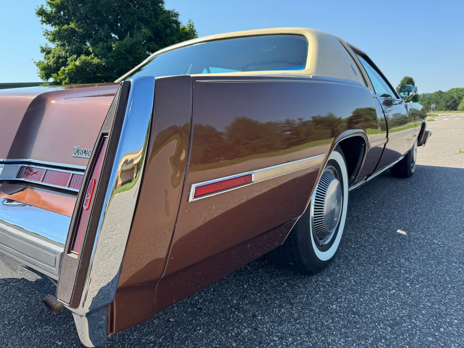 Oldsmobile-Toronado-1978-27