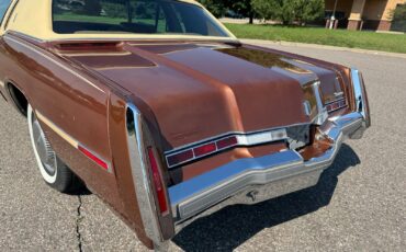 Oldsmobile-Toronado-1978-32