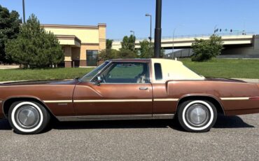 Oldsmobile-Toronado-1978-6