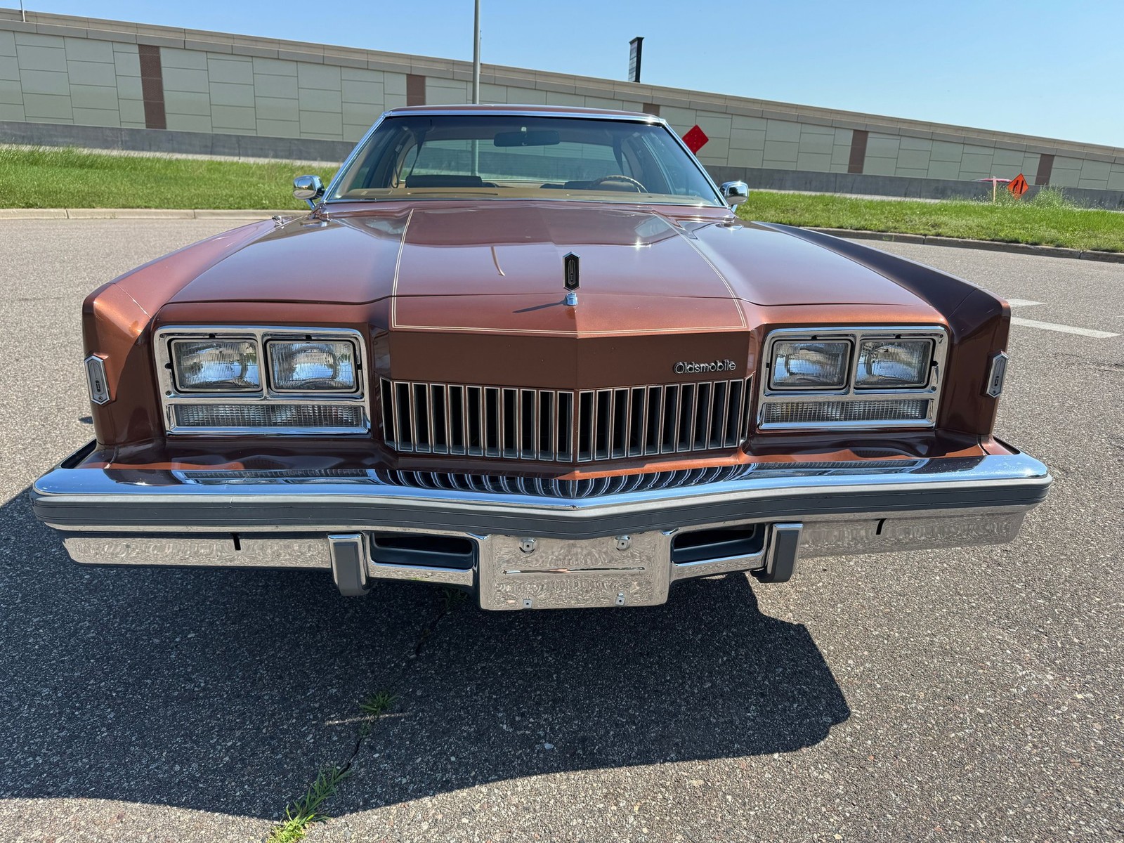 Oldsmobile-Toronado-1978-8