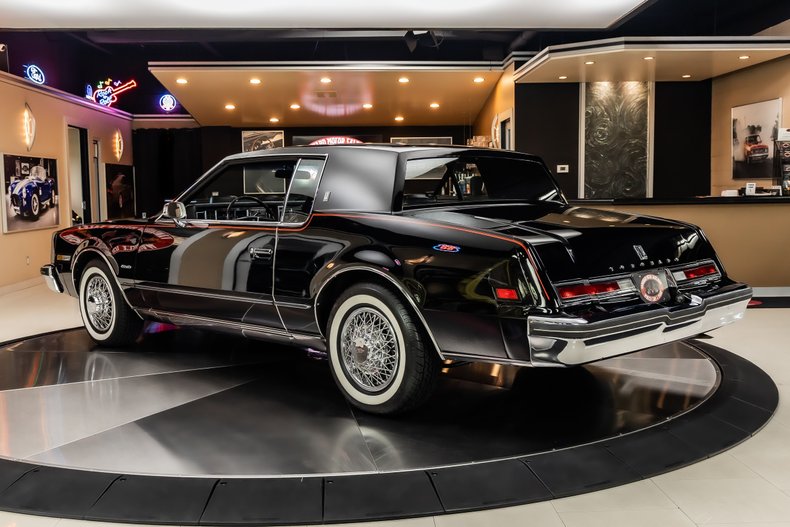 Oldsmobile-Toronado-1979-Black-24