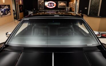 Oldsmobile-Toronado-1979-Black-33