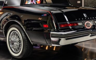 Oldsmobile-Toronado-1979-Black-41