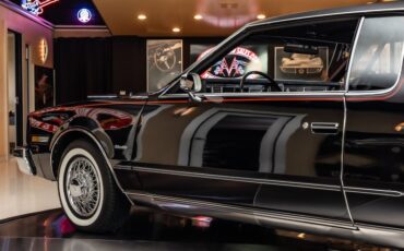 Oldsmobile-Toronado-1979-Black-42