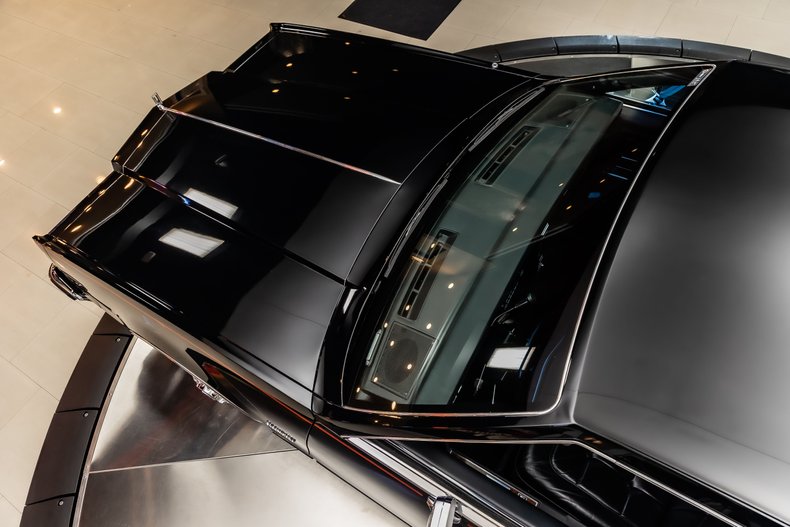 Oldsmobile-Toronado-1979-Black-44