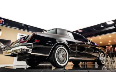 Oldsmobile-Toronado-1979-Black-5