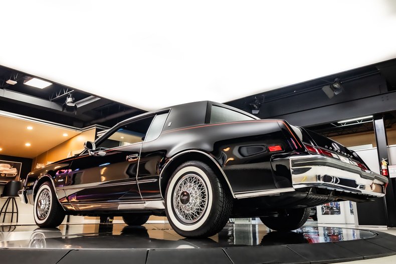 Oldsmobile-Toronado-1979-Black-7