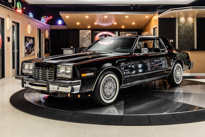 Oldsmobile-Toronado-1979-Black-8