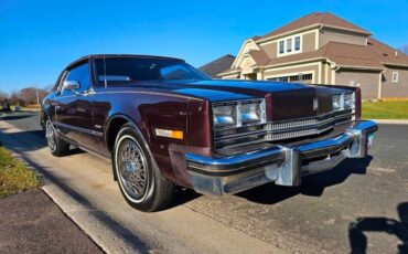 Oldsmobile-Toronado-1985-Burgandy-Burgandy-1