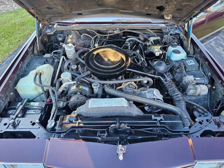 Oldsmobile-Toronado-1985-Burgandy-Burgandy-13