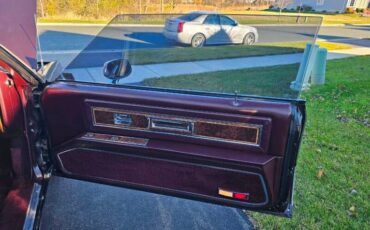 Oldsmobile-Toronado-1985-Burgandy-Burgandy-24