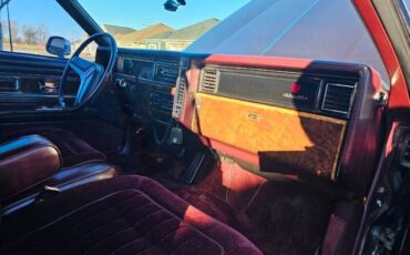 Oldsmobile-Toronado-1985-Burgandy-Burgandy-25
