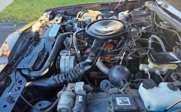 Oldsmobile-Toronado-1985-Burgandy-Burgandy-32