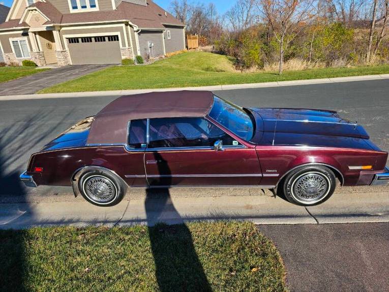 Oldsmobile-Toronado-1985-Burgandy-Burgandy-8