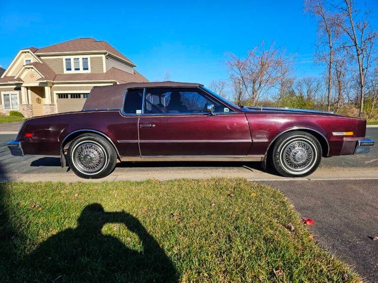 Oldsmobile-Toronado-1985-Burgandy-Burgandy