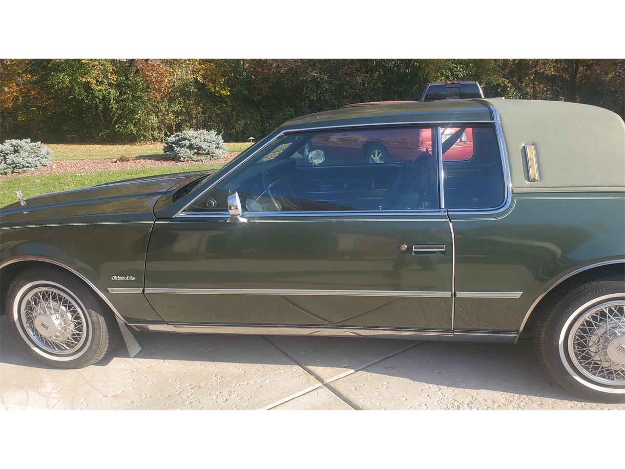 Oldsmobile-Toronado-1985-Green-Green-7