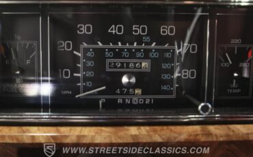 Oldsmobile-Toronado-1985-White-Maroon-43